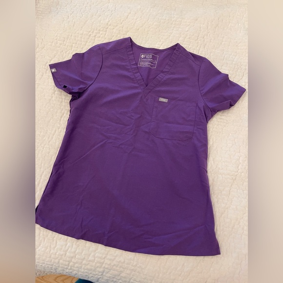 FIGS 🌿 NWOT - Picture 2 of 3